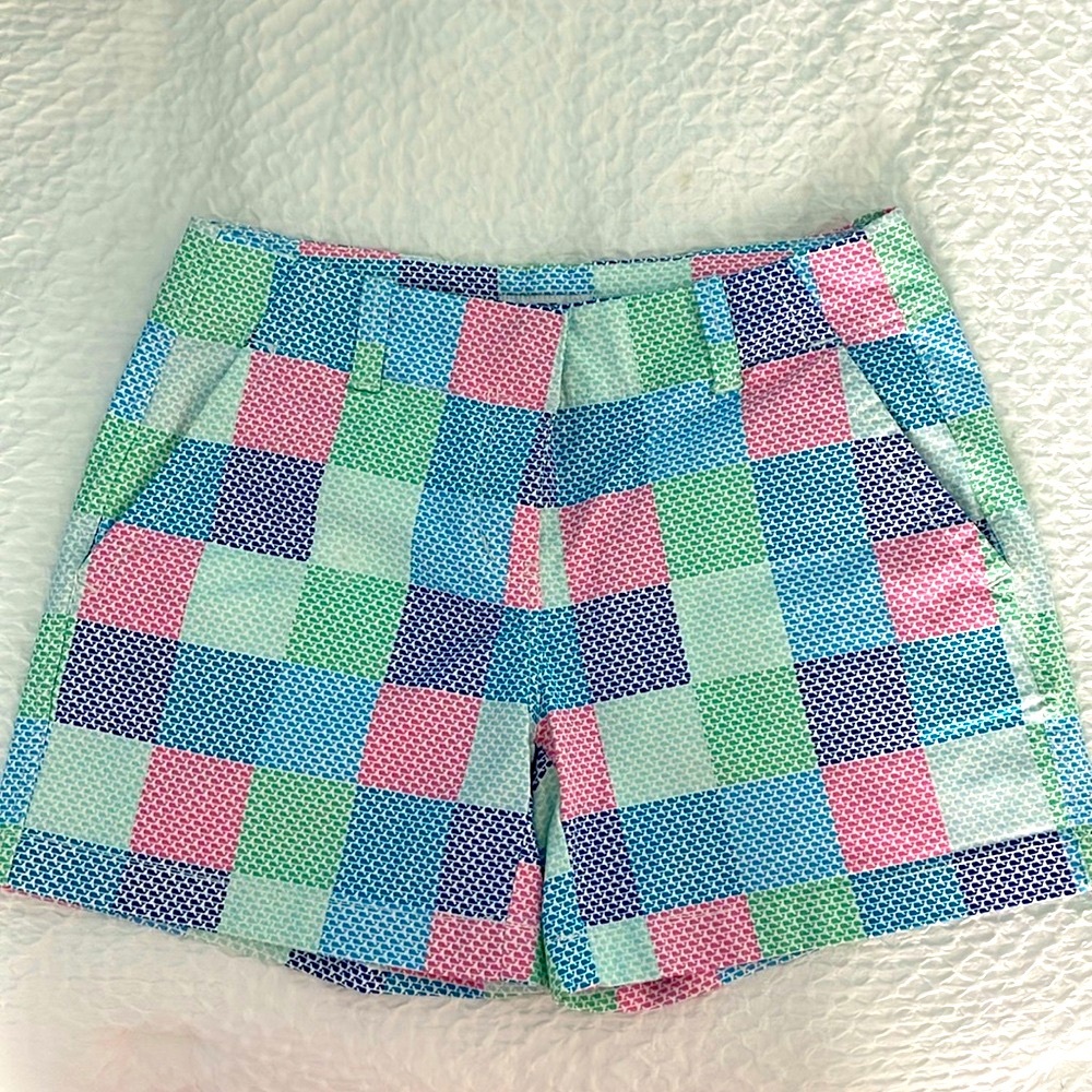 Vineyard Vines shorts